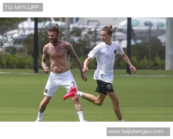 足球明星们的腹肌训练秘籍与精彩肌肉图片分享