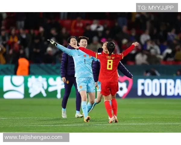 朱钰在足球界的成就与影响力分析是否可以称其为足球明星