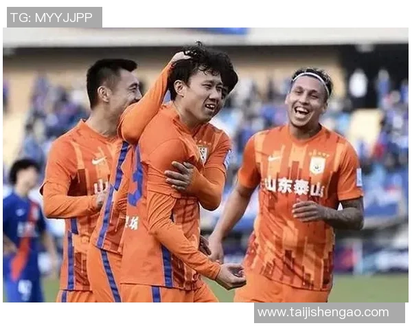 武汉足球队在冠军赛中的默契配合与战术执行分析